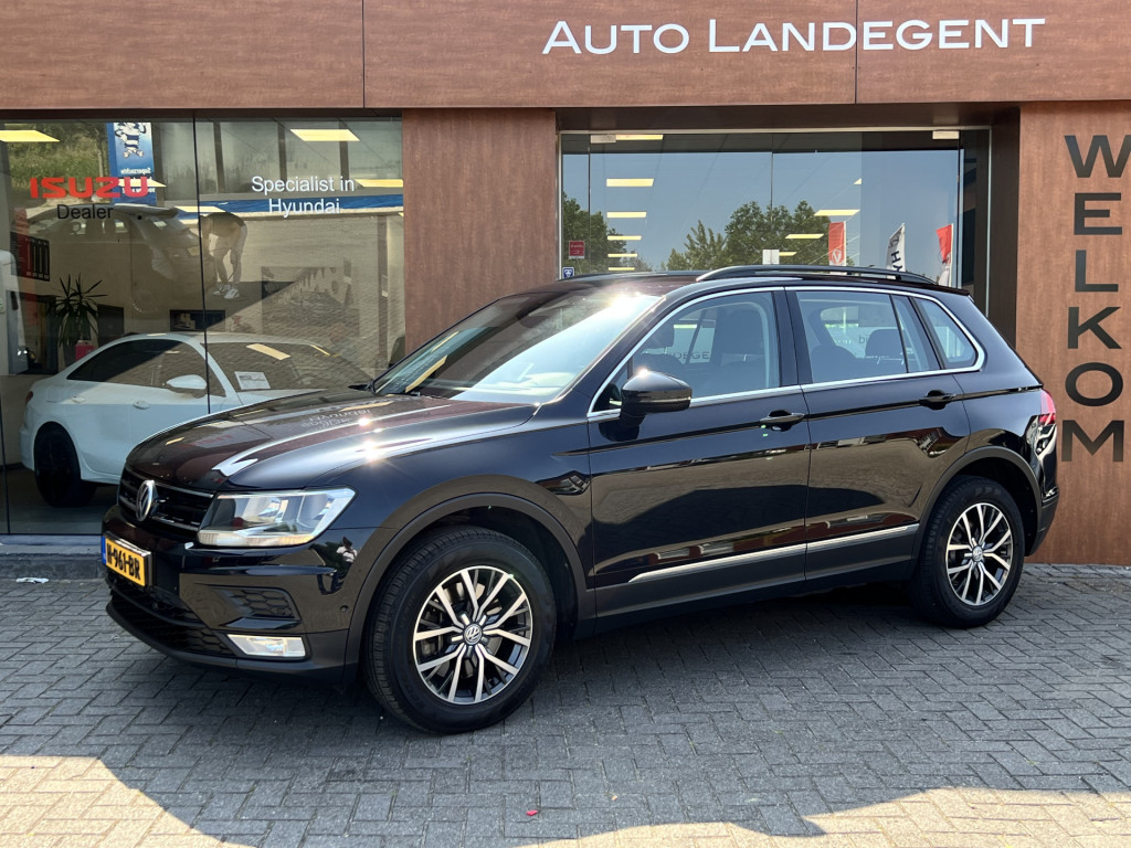 Volkswagen Tiguan Volkswagen Tiguan 2.0 TSI 4Motion Highline | Trekgew. 2500 KG | Trekhaak | ACC | Head up | Camera 48848871-1.jpg | Auto Toonder