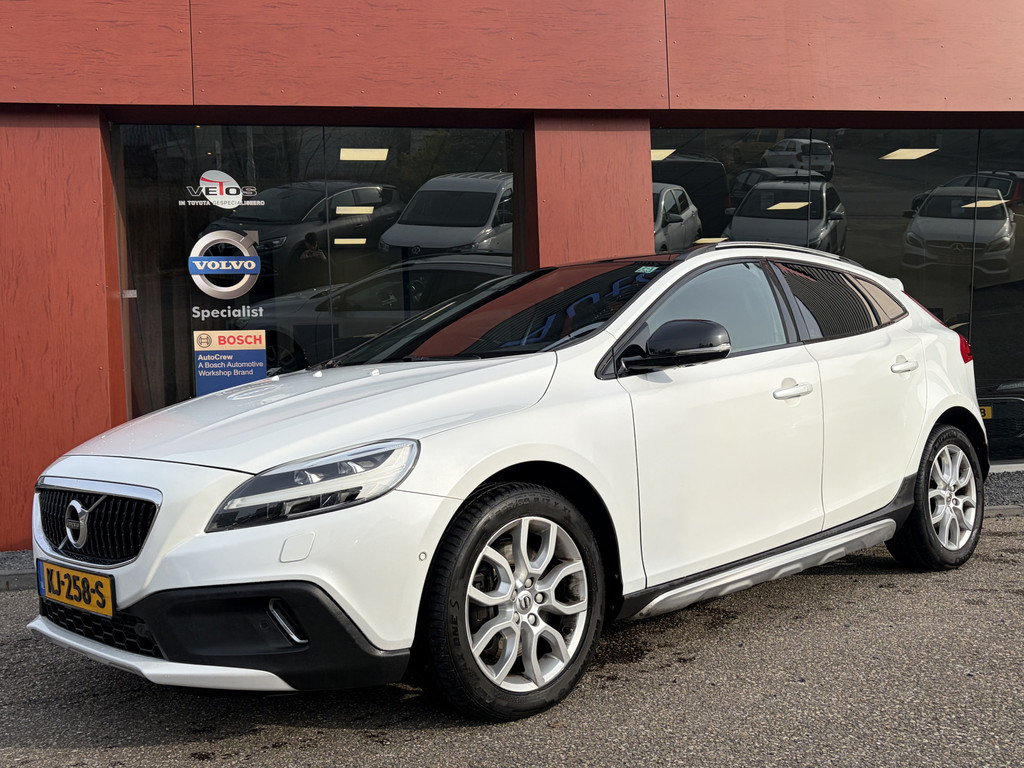Volvo V40 Cross Country 2.0 T4 Summum AUTOMAAT | LEER | TREKHAAK | STYLING PACK | PANO | MEMORY 52322537-1.jpg | Auto Toonder